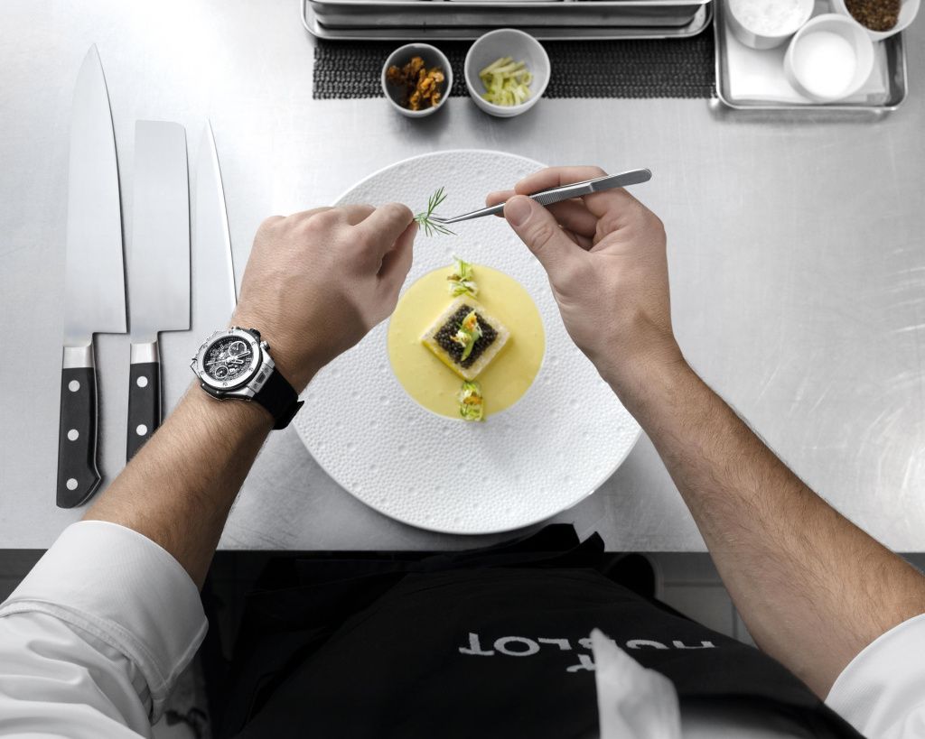 big-bang-unico-gourmet-42-mm-lifestyle-shot-2_2.jpg big-bang-unico-gourmet-42-mm-lifestyle-shot-2_2.jpg