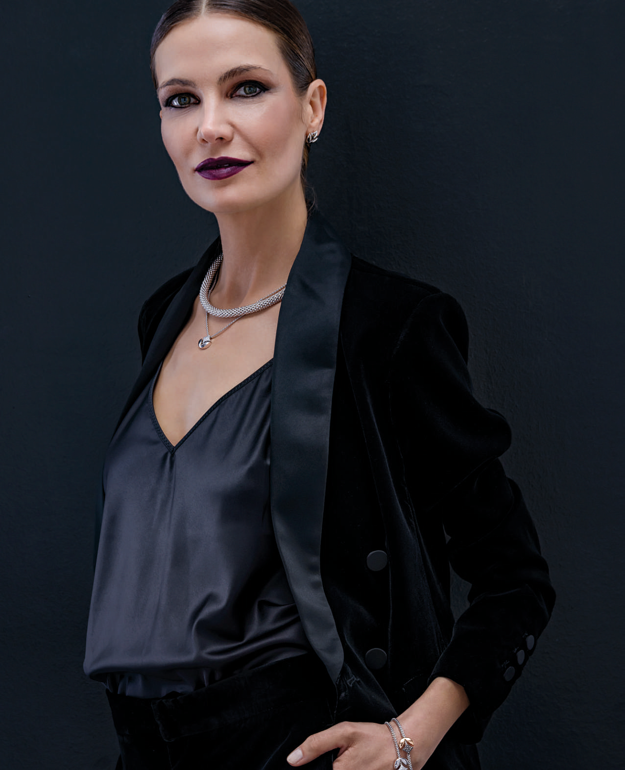 Stella MILANO Stella MILANO