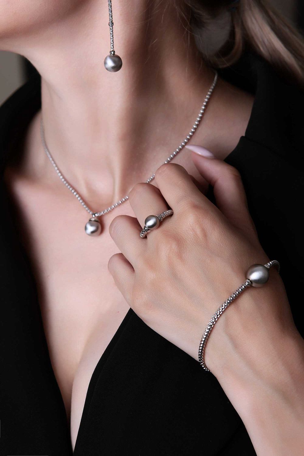 Stella MILANO Stella MILANO