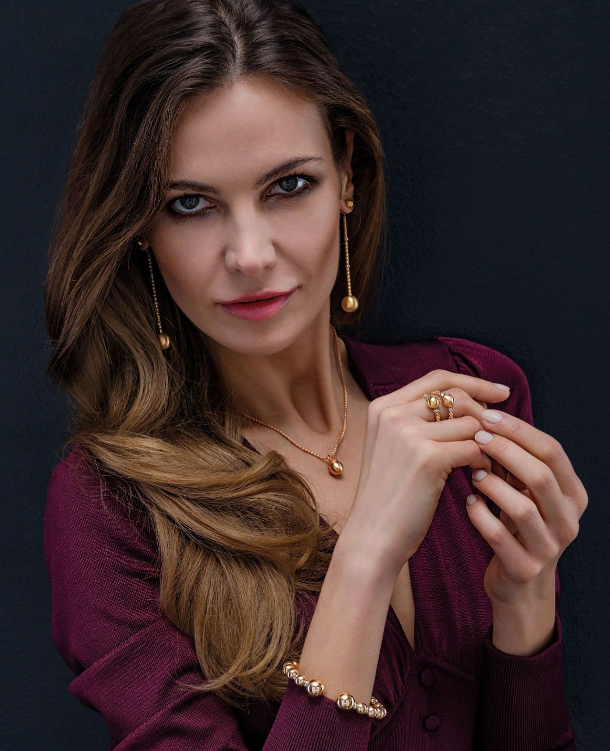 Stella MILANO Stella MILANO